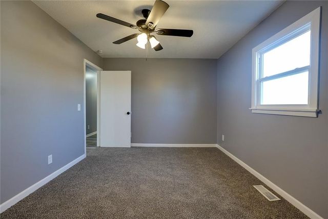 16200 Terry Avenue, Belton, MO 64012