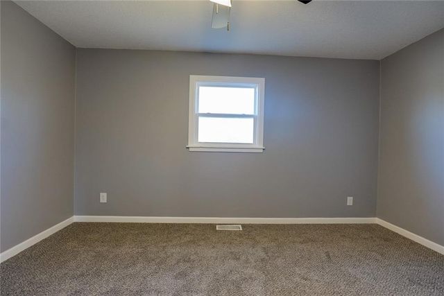 16200 Terry Avenue, Belton, MO 64012