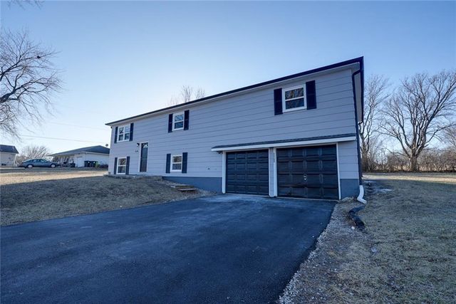 16200 Terry Avenue, Belton, MO 64012