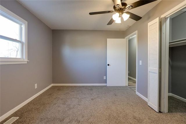 16200 Terry Avenue, Belton, MO 64012