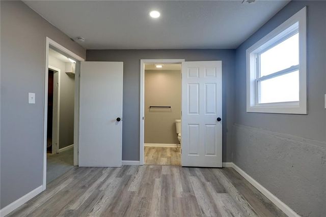 16200 Terry Avenue, Belton, MO 64012