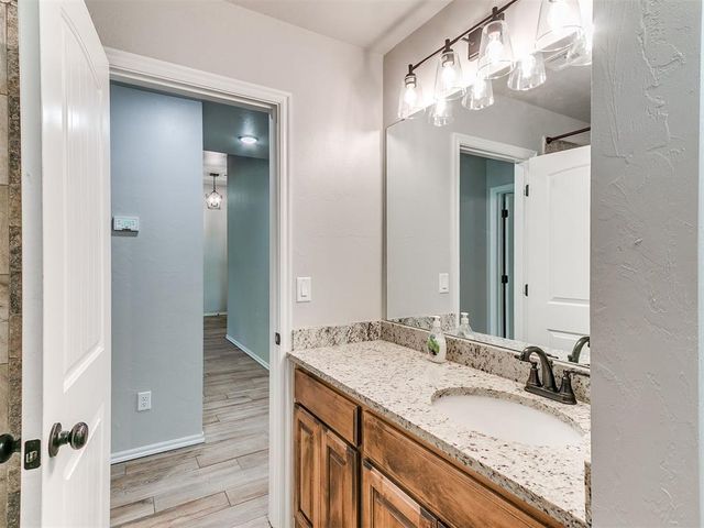 19430 Hidden Pines Drive, Norman, OK 73026