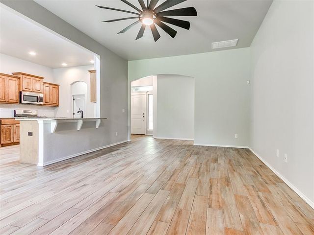 19430 Hidden Pines Drive, Norman, OK 73026