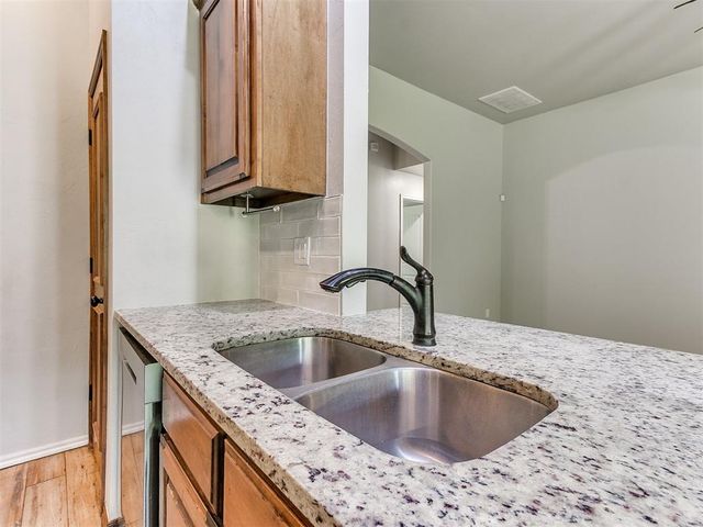 19430 Hidden Pines Drive, Norman, OK 73026