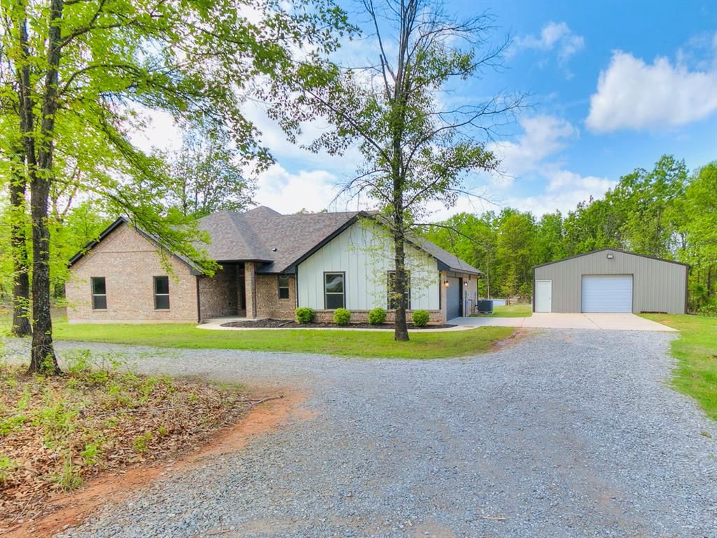 19430 Hidden Pines Drive, Norman, OK 73026