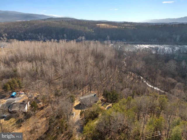 1778 T BIRD DR, Front Royal, VA 22630