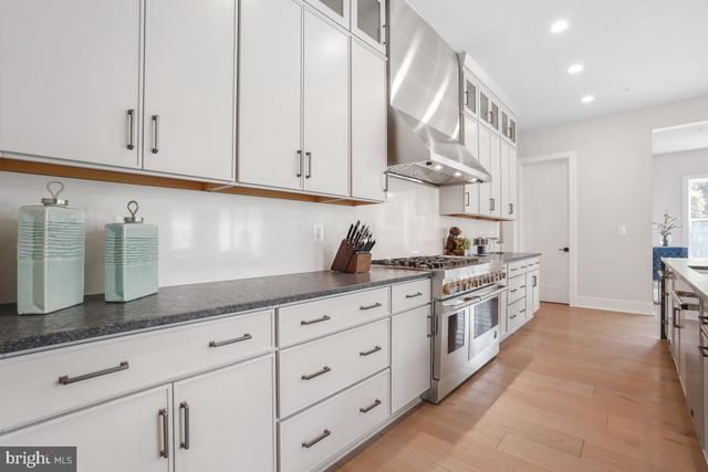 12321 POTOMAC HUNT RD, North Potomac, MD 20878