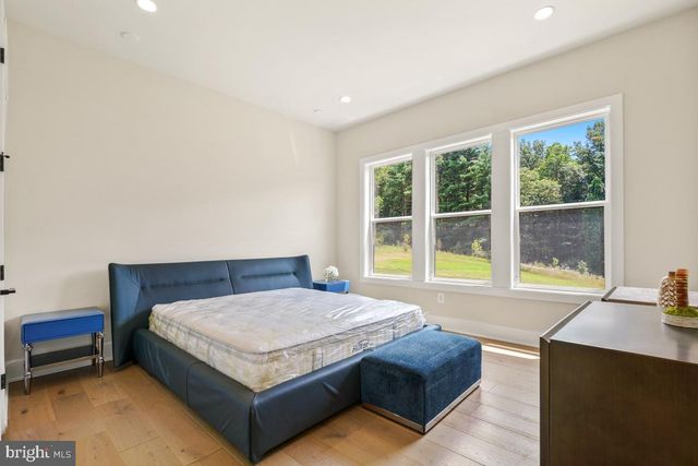 12321 POTOMAC HUNT RD, North Potomac, MD 20878