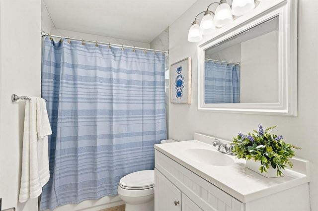 807 SE 9 Terrace, Deerfield Beach, FL 33441