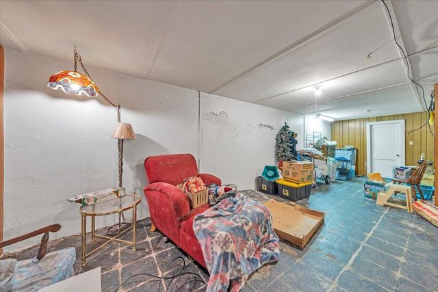 4760 PEACH TREE DR, Roanoke, VA 24017