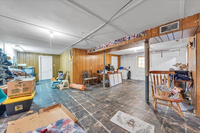 4760 PEACH TREE DR, Roanoke, VA 24017