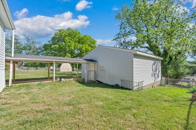 4760 PEACH TREE DR, Roanoke, VA 24017