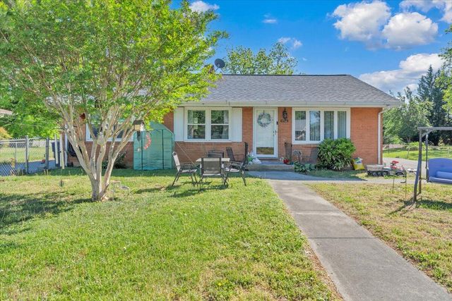 4760 PEACH TREE DR, Roanoke, VA 24017