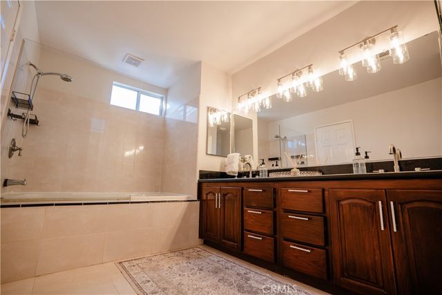 3 Rue Brittany, Lake Forest, CA 92610