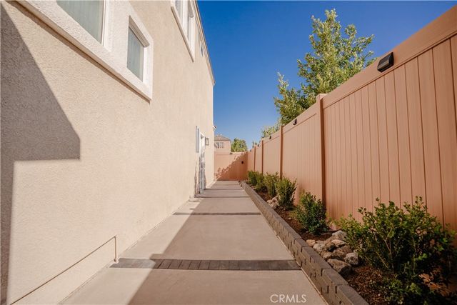 3 Rue Brittany, Lake Forest, CA 92610