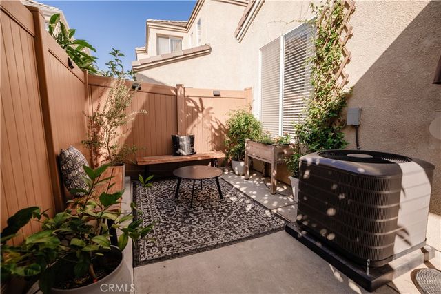 3 Rue Brittany, Lake Forest, CA 92610