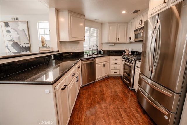 3 Rue Brittany, Lake Forest, CA 92610