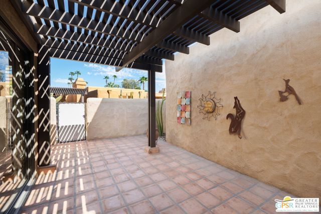 4837 S Winners Circle A, Palm Springs, CA 92264
