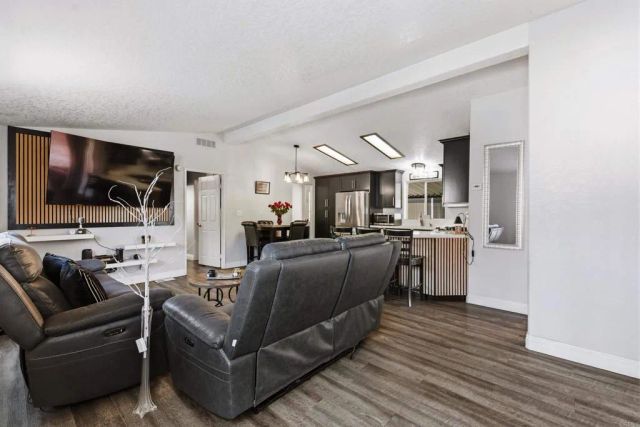 3909 Reche 04, Fallbrook, CA 92028