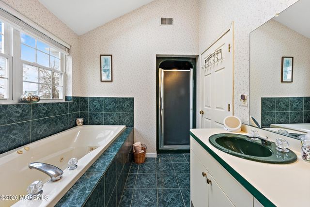 288 Friendship Road, Howell, NJ 07731