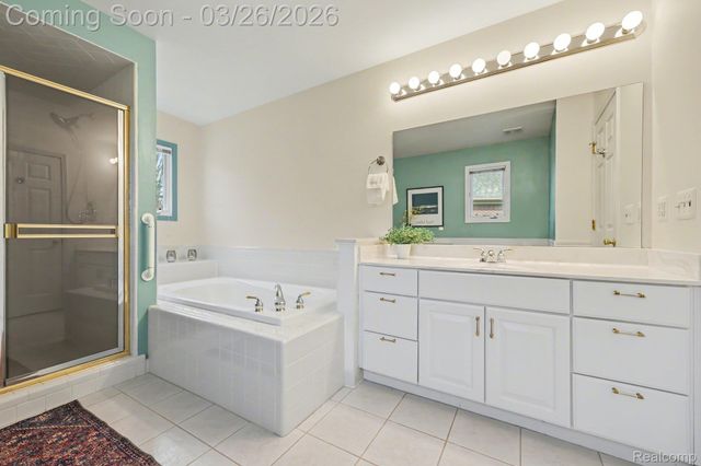 47626 Woodberry Estates Drive, Macomb Township, MI 48044