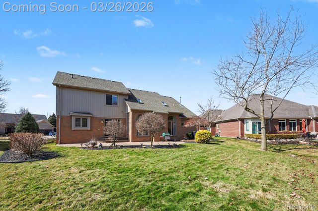 47626 Woodberry Estates Drive, Macomb Township, MI 48044