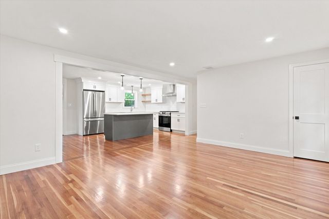 41 Marron Ave, Stoughton, MA 02072