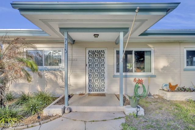715 Alcazar Avenue, Ormond Beach, FL 32174
