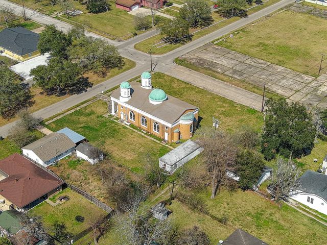 3146 Thomas Boulevard, Port Arthur, TX 77642