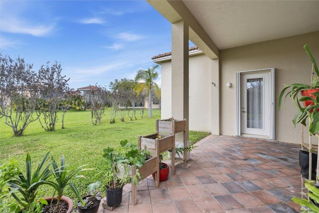 3320 Westford Circle SW, Vero Beach, FL 32968