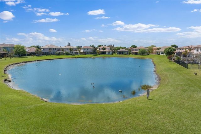 3320 Westford Circle SW, Vero Beach, FL 32968