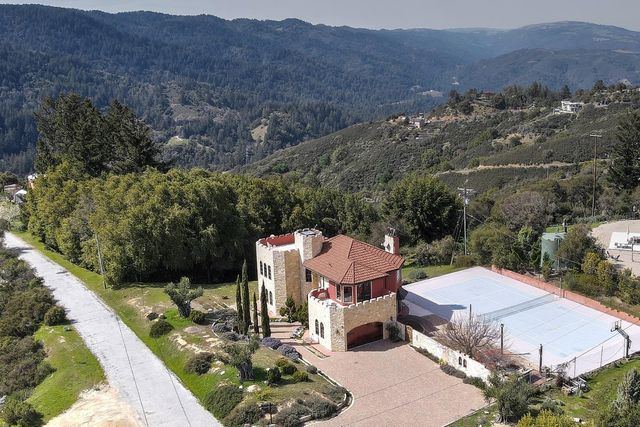 17035 Bohlman Road, Saratoga, CA 95070