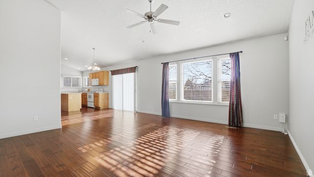 1591 W RENAISSANCE WAY, Springville, UT 84663