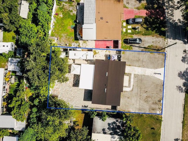 601 LIME TREE ROAD, Tampa, FL 33619