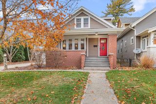 128 Wilson AVENUE, West Bend, WI 53090