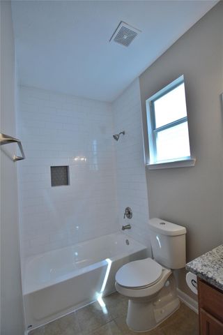 10819 Shannon Mills Lane, Houston, TX 77075