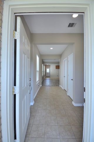 10819 Shannon Mills Lane, Houston, TX 77075