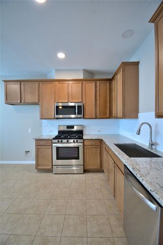 10819 Shannon Mills Lane, Houston, TX 77075