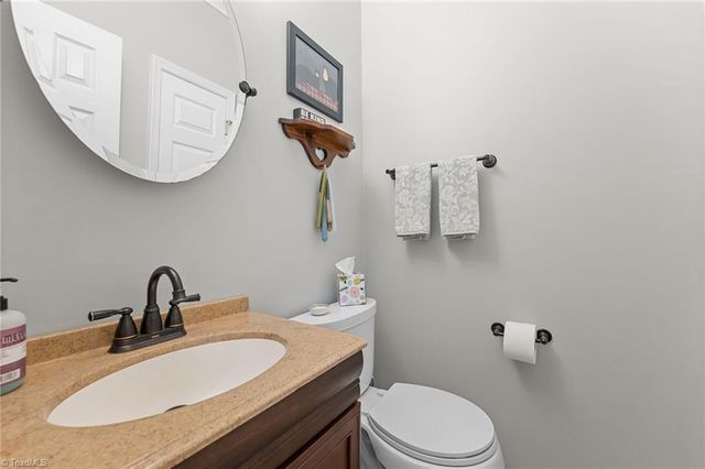 6 Brookglen Lane, Greensboro, NC 27410