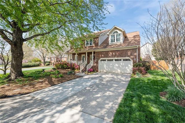 6 Brookglen Lane, Greensboro, NC 27410