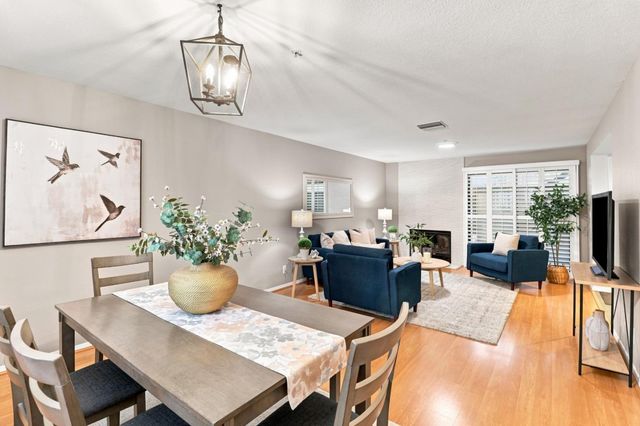 1122 Woodside Road 9, Redwood City, CA 94061