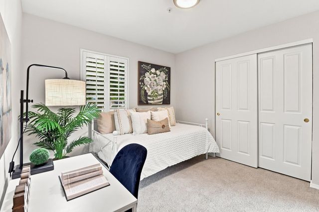 1122 Woodside Road 9, Redwood City, CA 94061