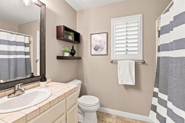 1122 Woodside Road 9, Redwood City, CA 94061
