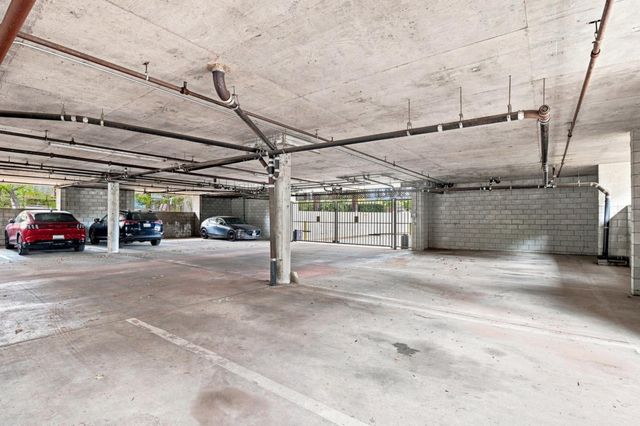1122 Woodside Road 9, Redwood City, CA 94061