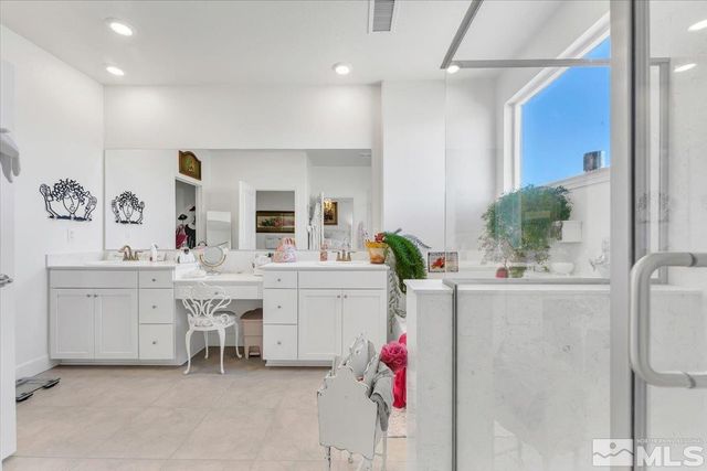 2003 Forest Grove Lane, Sparks, NV 89436