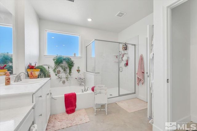 2003 Forest Grove Lane, Sparks, NV 89436