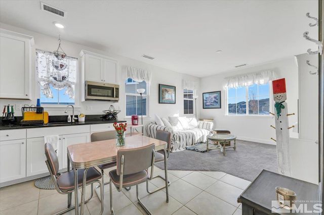 2003 Forest Grove Lane, Sparks, NV 89436