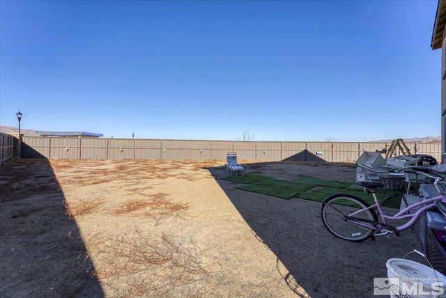 2003 Forest Grove Lane, Sparks, NV 89436