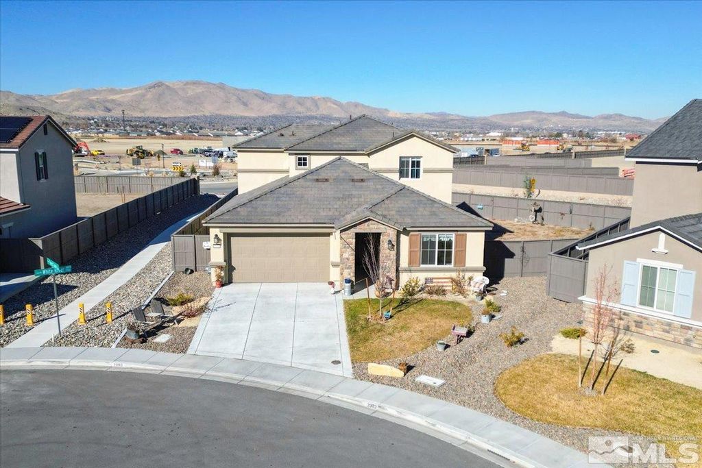 2003 Forest Grove Lane, Sparks, NV 89436