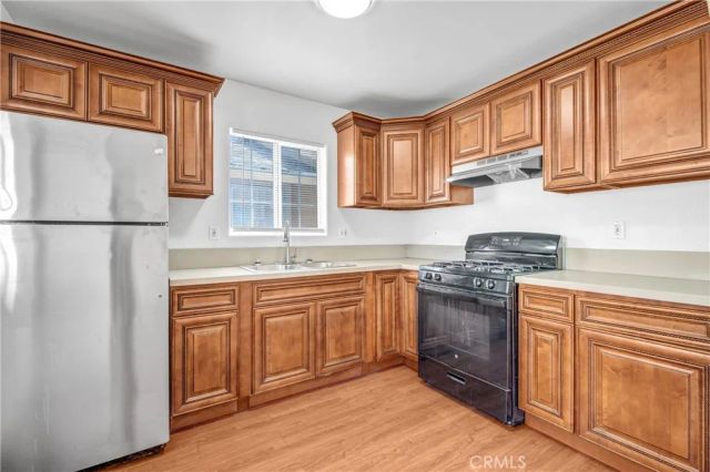 3232 W Vernon Avenue, Los Angeles, CA 90008